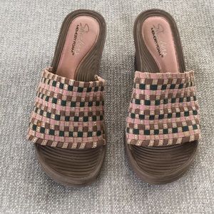 Skechers Memory Foam slip on wedge sandals